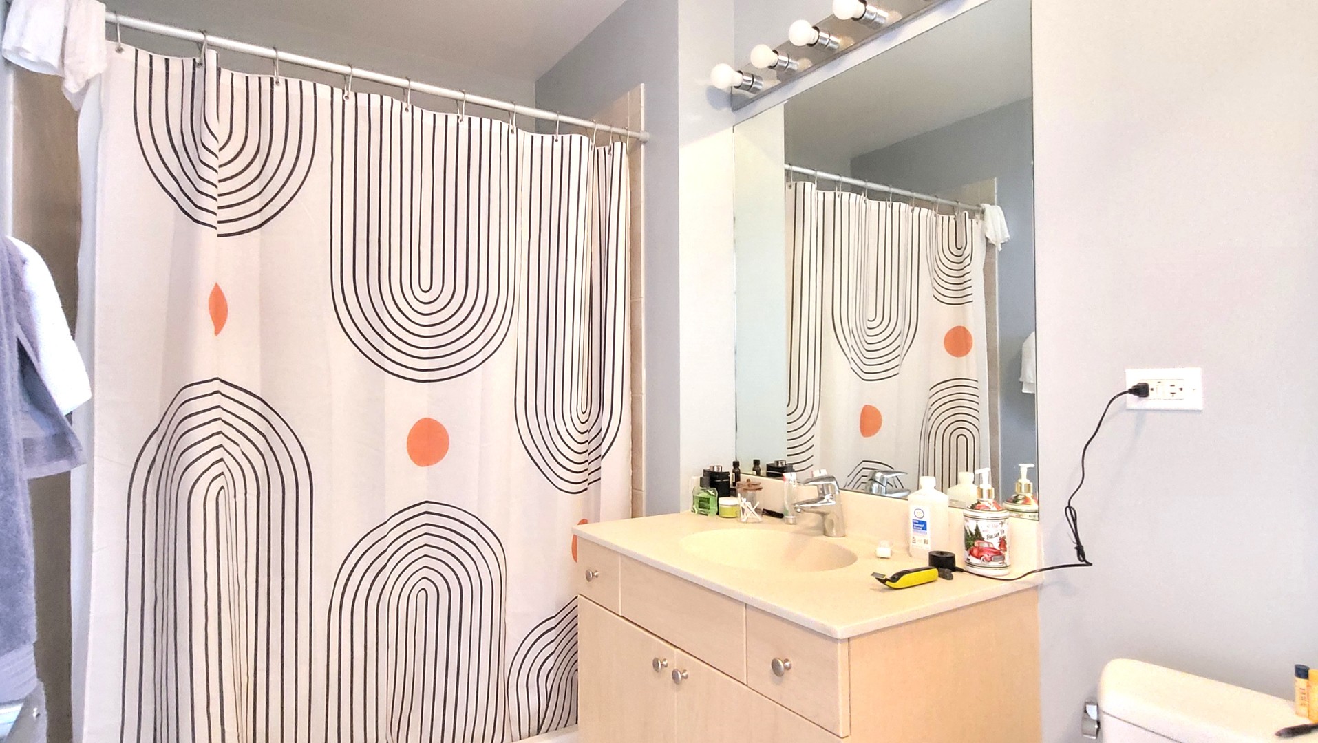 235 W Van Buren Street #4414, Chicago, IL 60607