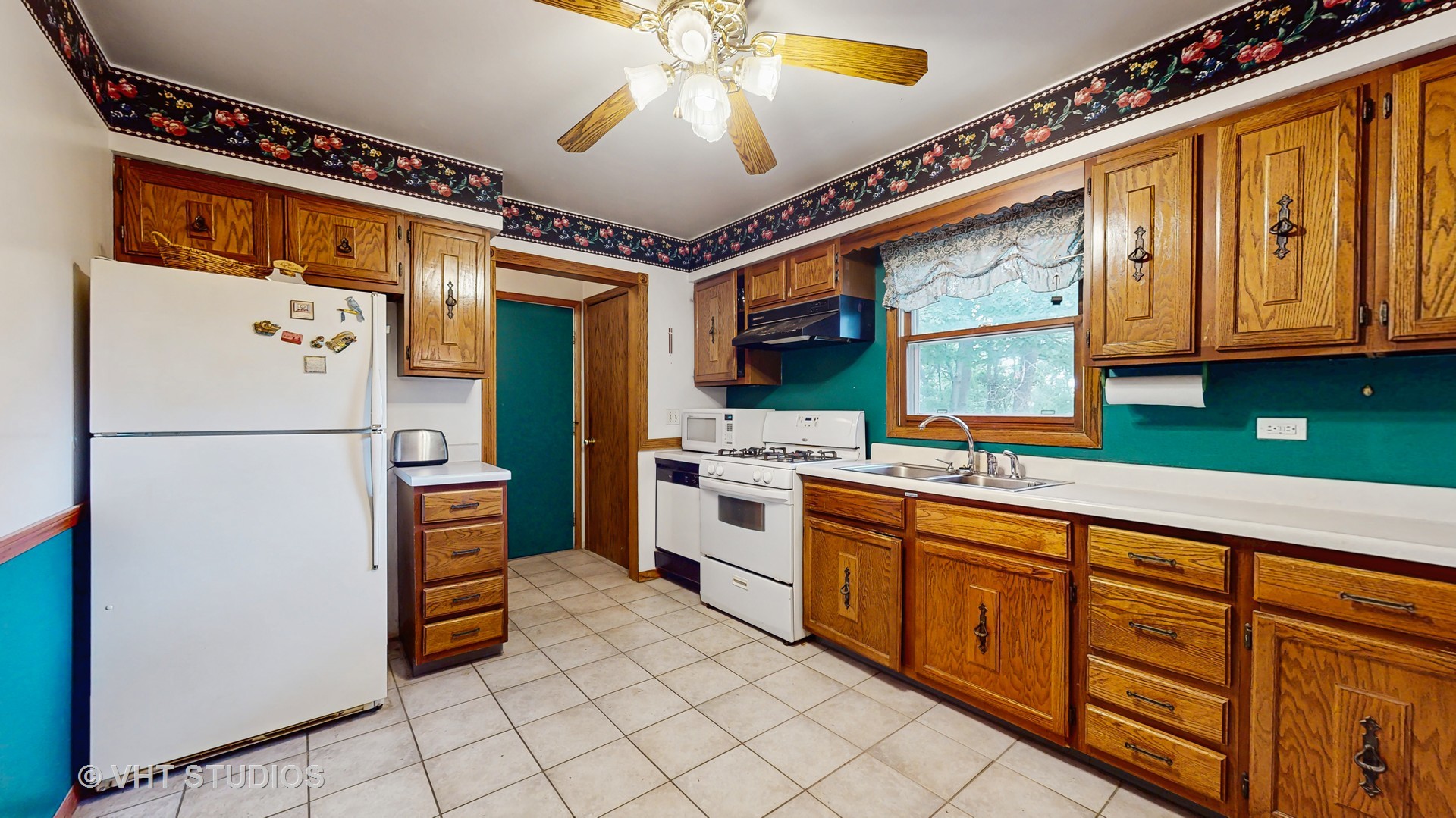 24094 W Haidi Lane, Lake Villa, IL 60046