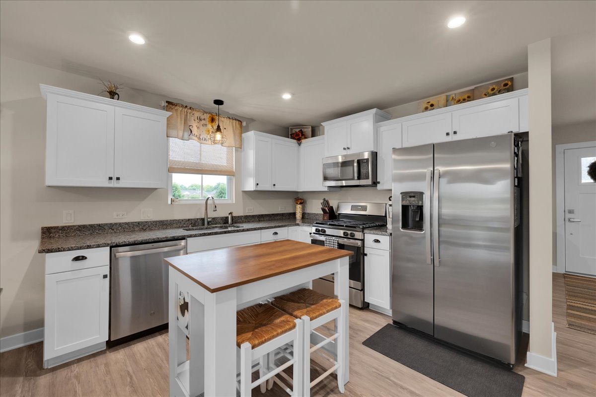 4822 W Millbrook Circle, Yorkville, IL 60560