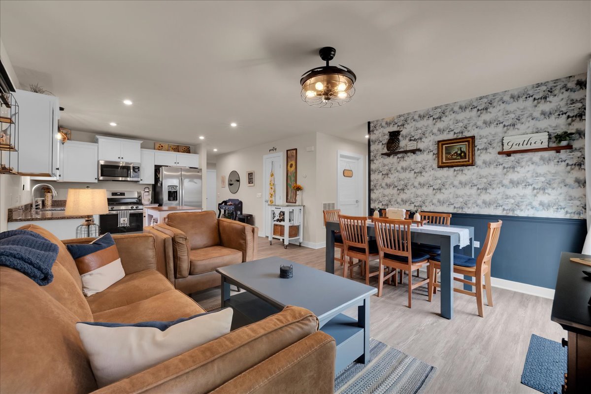 4822 W Millbrook Circle, Yorkville, IL 60560