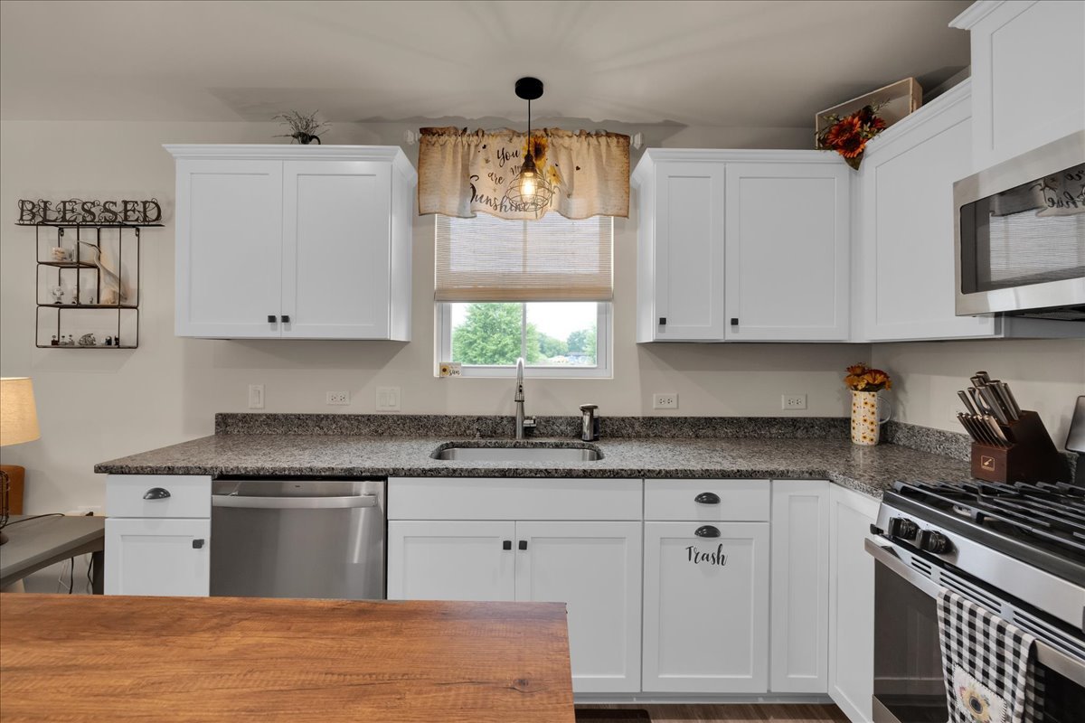 4822 W Millbrook Circle, Yorkville, IL 60560