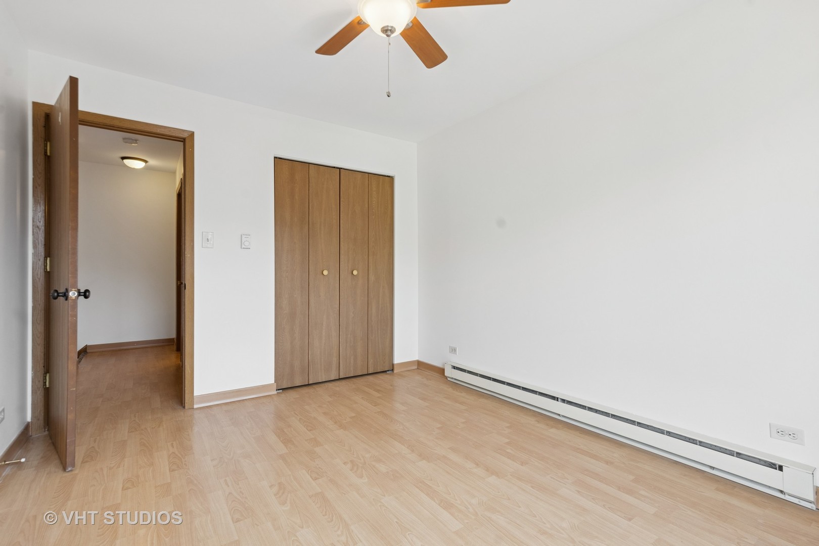 132 Willows Edge Court #A, Willow Springs, IL 60480