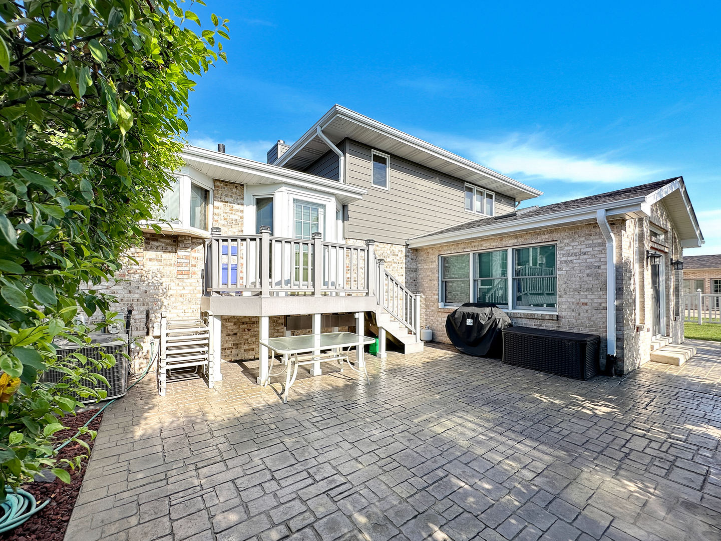 16212 Hamilton Avenue, Tinley Park, IL 60477