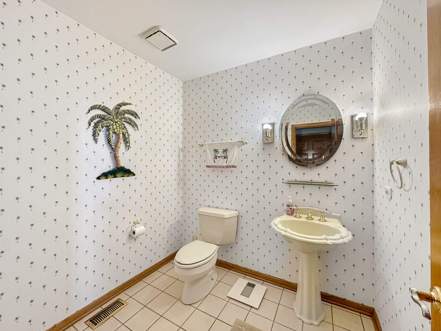 16212 Hamilton Avenue, Tinley Park, IL 60477