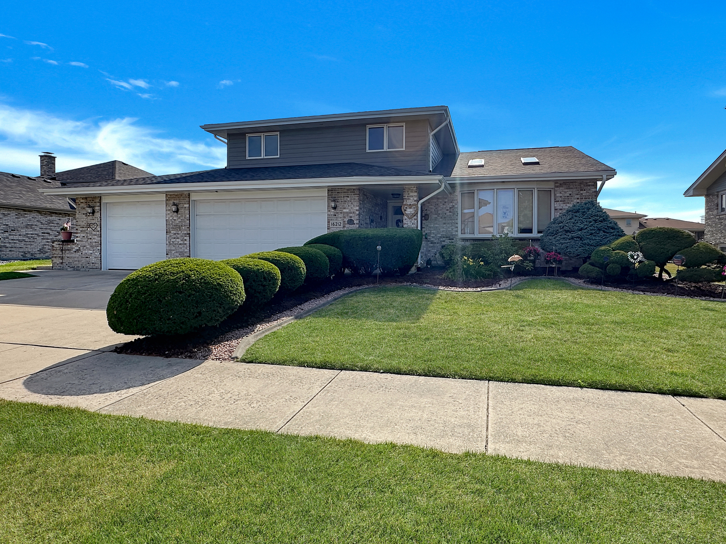 16212 Hamilton Avenue, Tinley Park, IL 60477