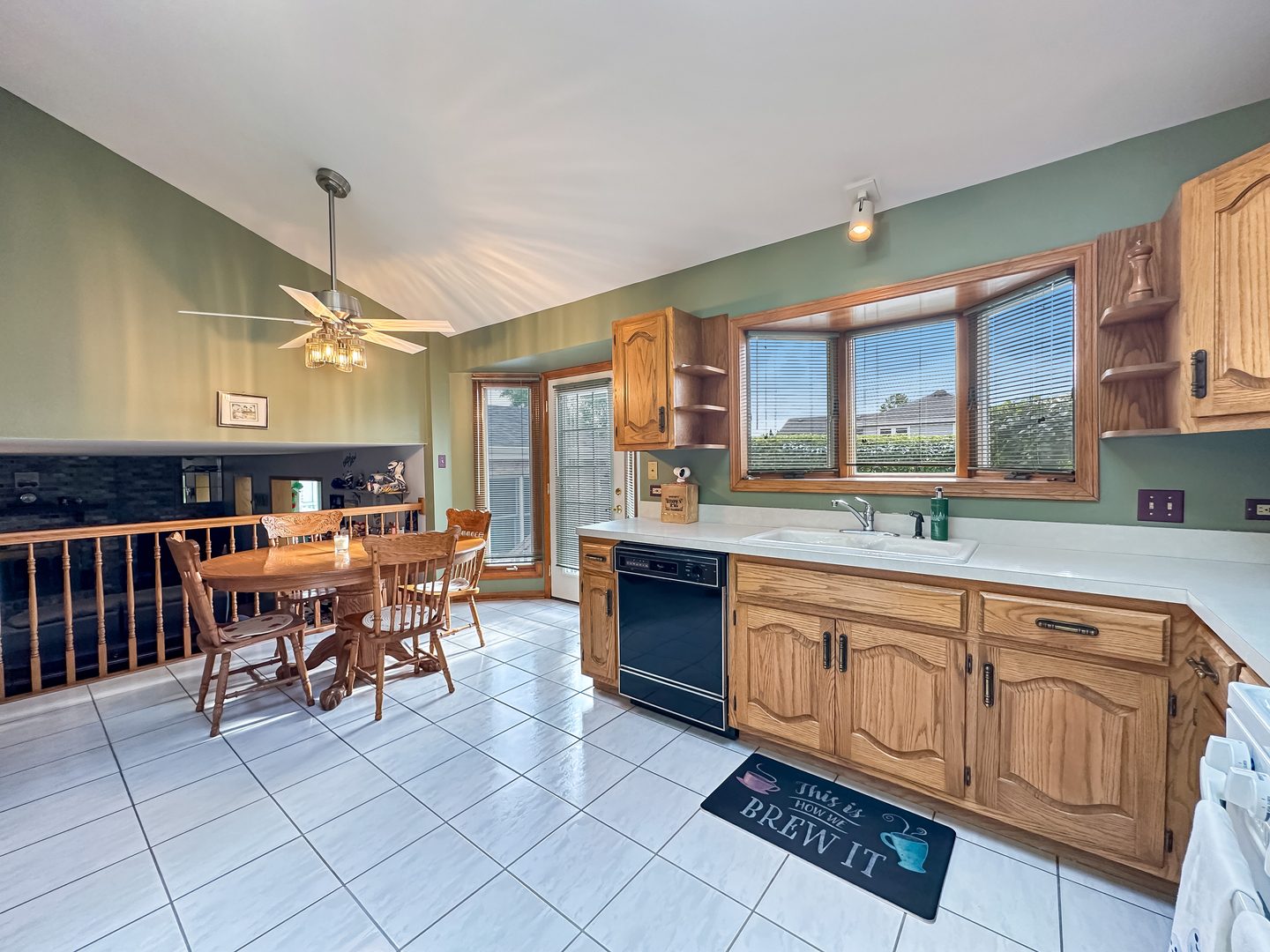 16212 Hamilton Avenue, Tinley Park, IL 60477