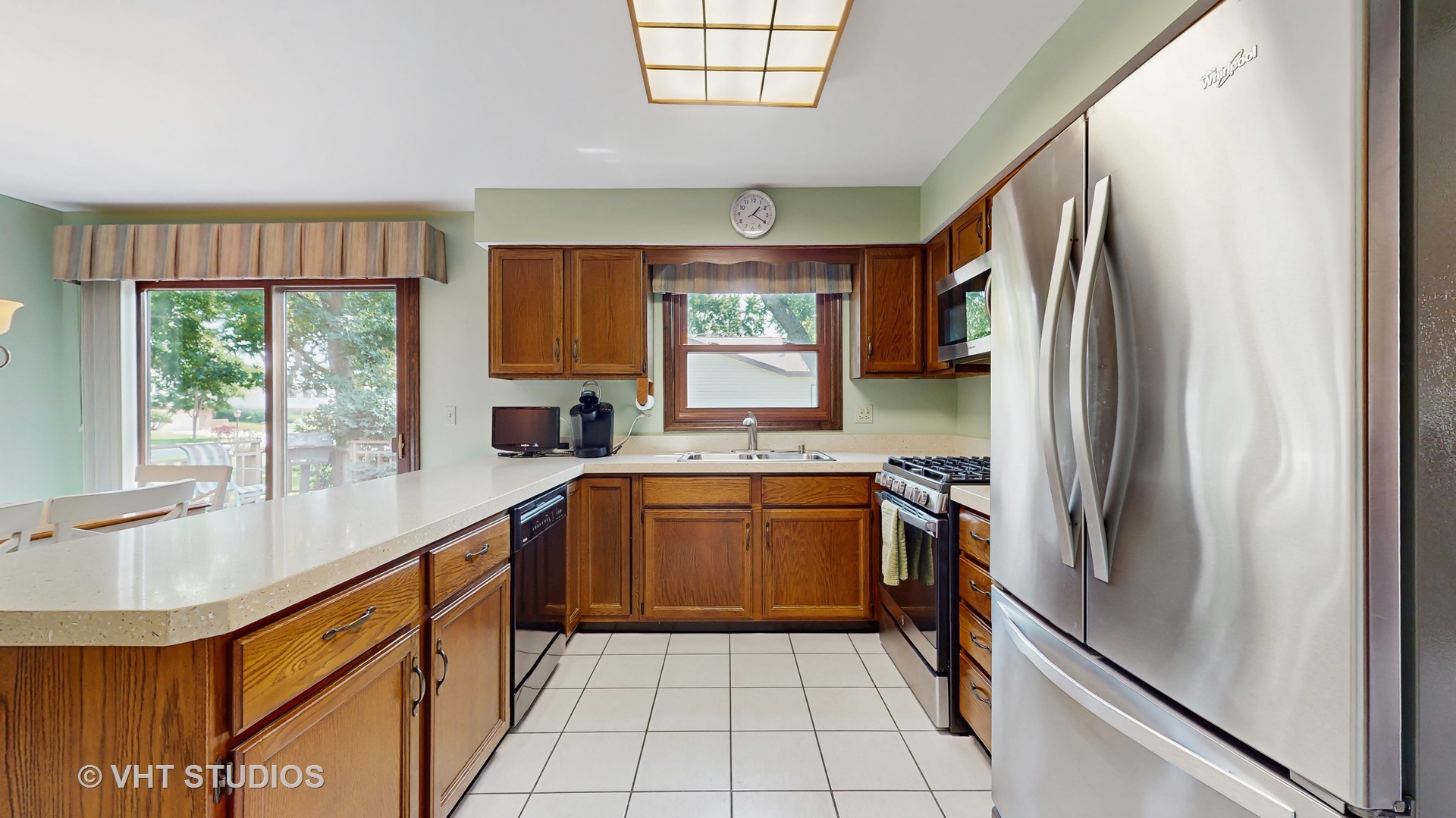 315 Ashwood Drive, Schaumburg, IL 60193