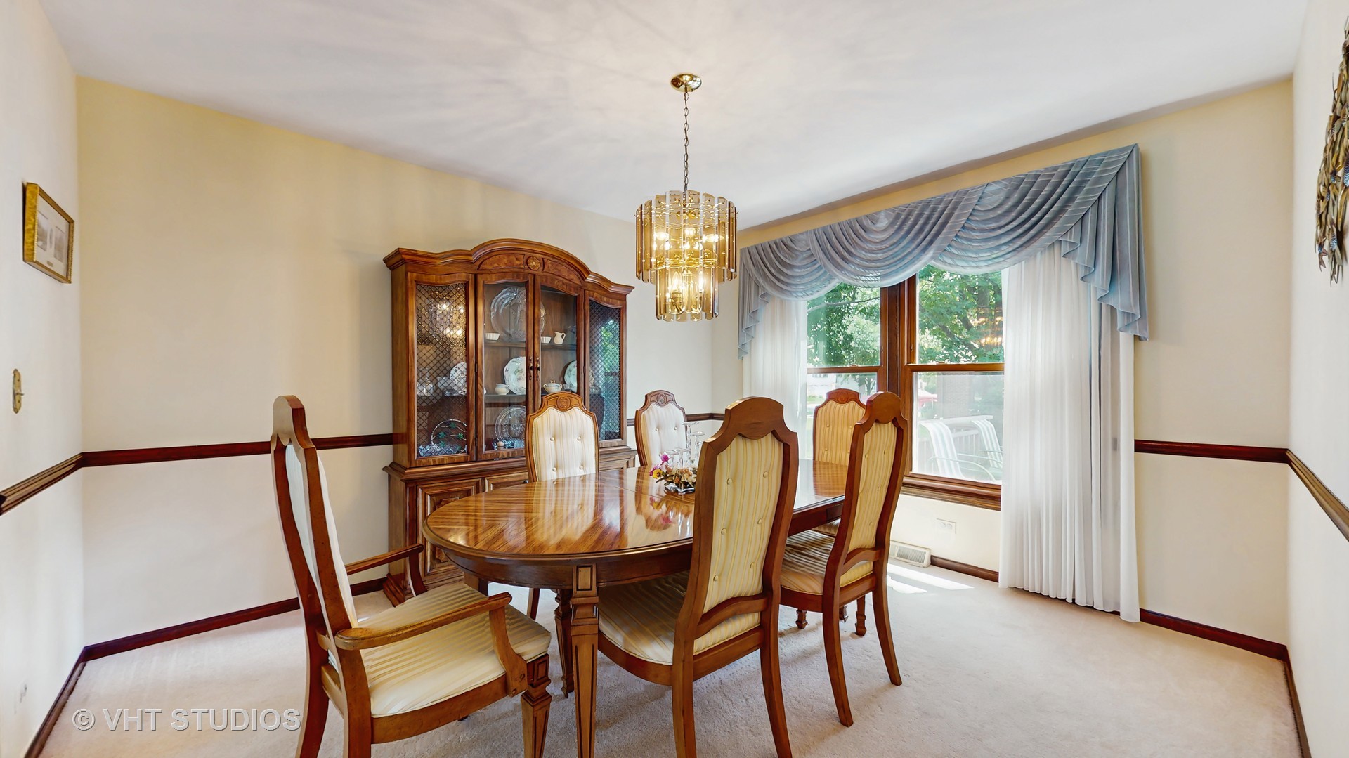 315 Ashwood Drive, Schaumburg, IL 60193