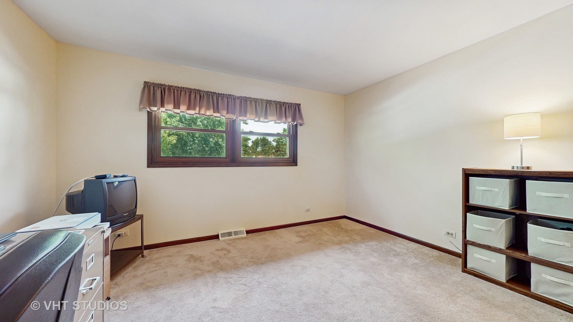 315 Ashwood Drive, Schaumburg, IL 60193