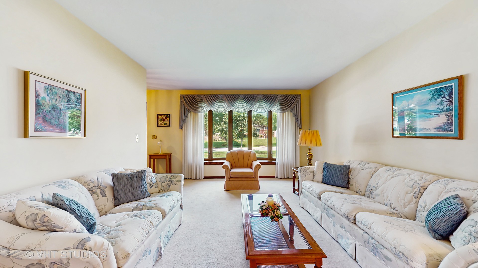 315 Ashwood Drive, Schaumburg, IL 60193
