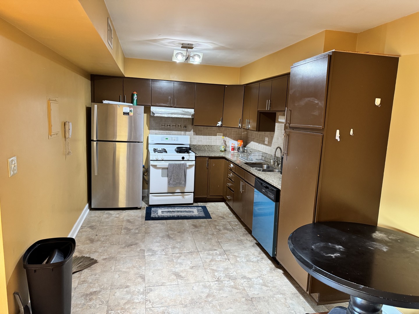 614 Tralee Court #2C, Schaumburg, IL 60193