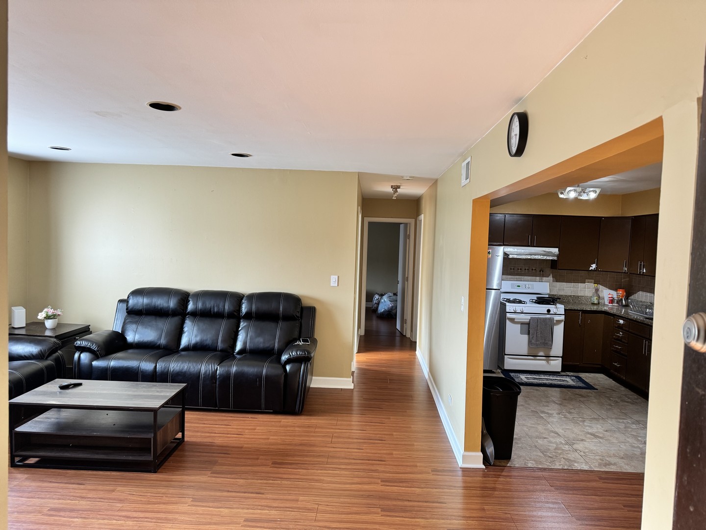 614 Tralee Court #2C, Schaumburg, IL 60193