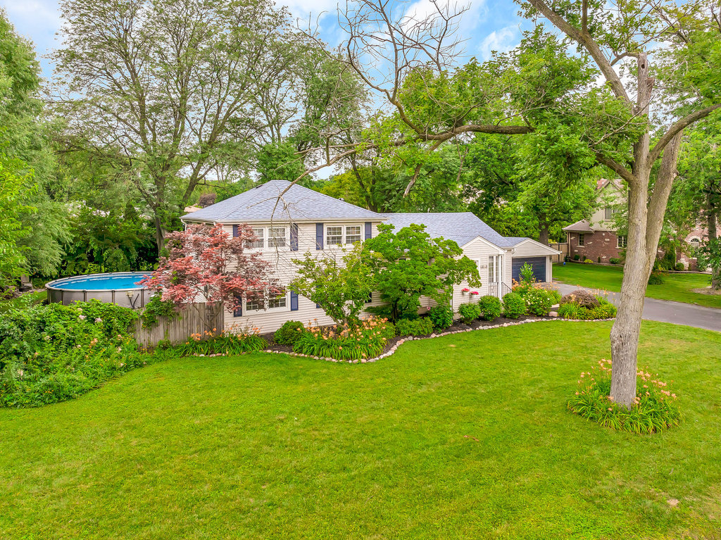 10114 S 81st Court, Palos Hills, IL 60465
