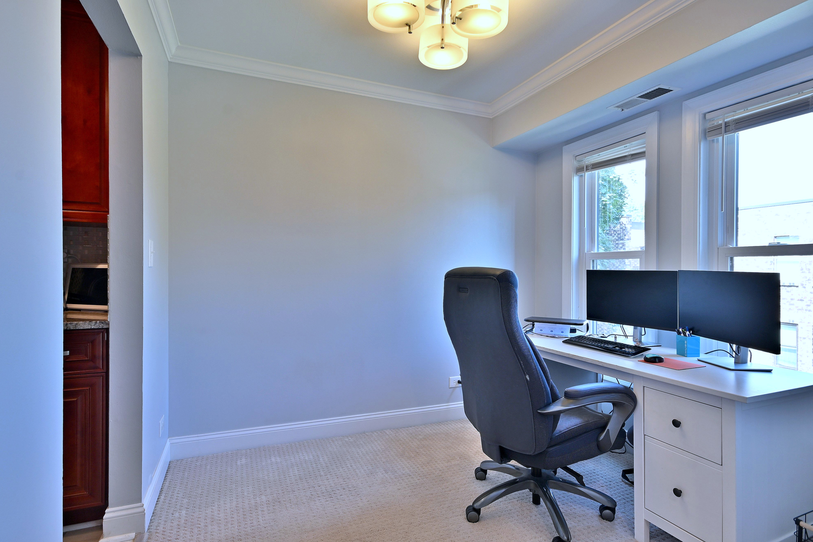 2149 Country Club Drive #13, Woodridge, IL 60517