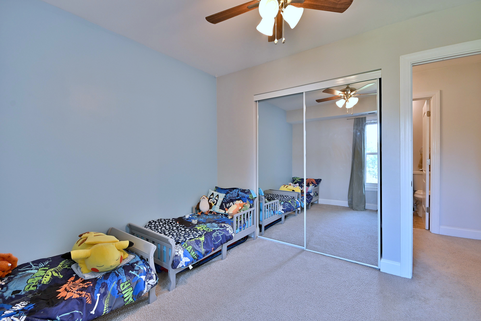 2149 Country Club Drive #13, Woodridge, IL 60517