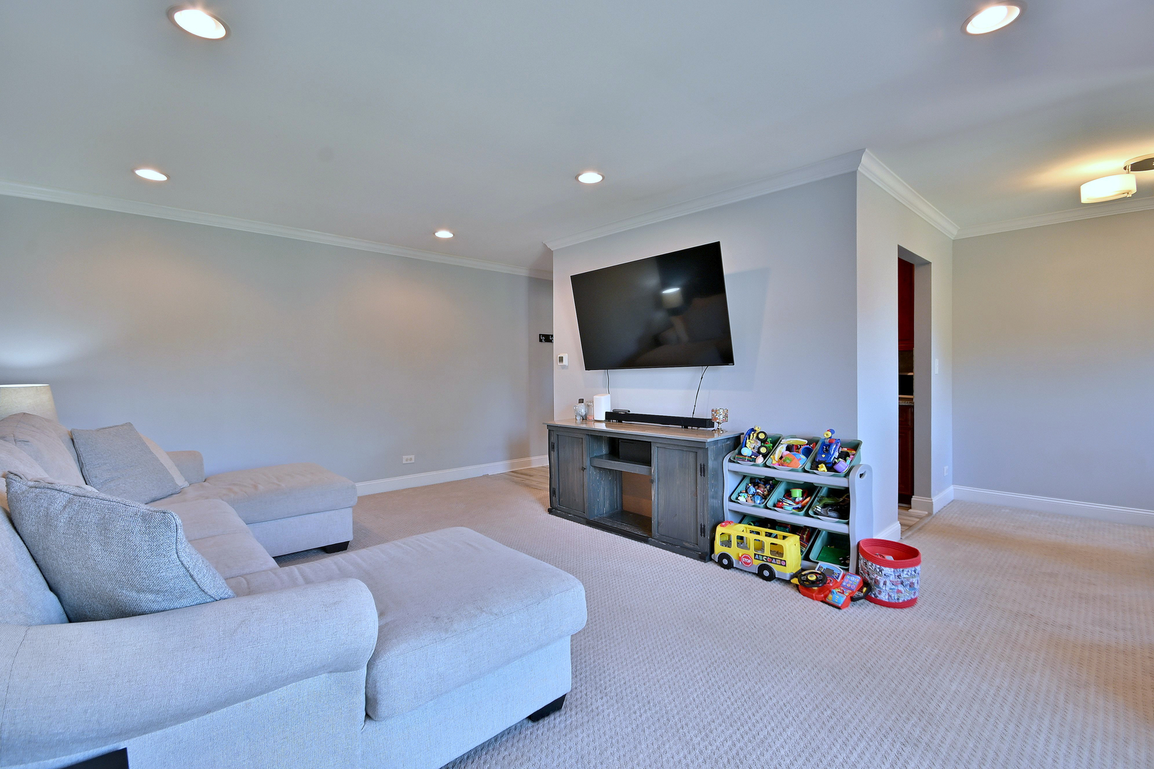 2149 Country Club Drive #13, Woodridge, IL 60517