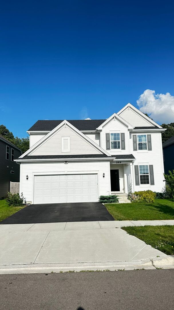 269 South Pointe Avenue, South Elgin, IL 60177