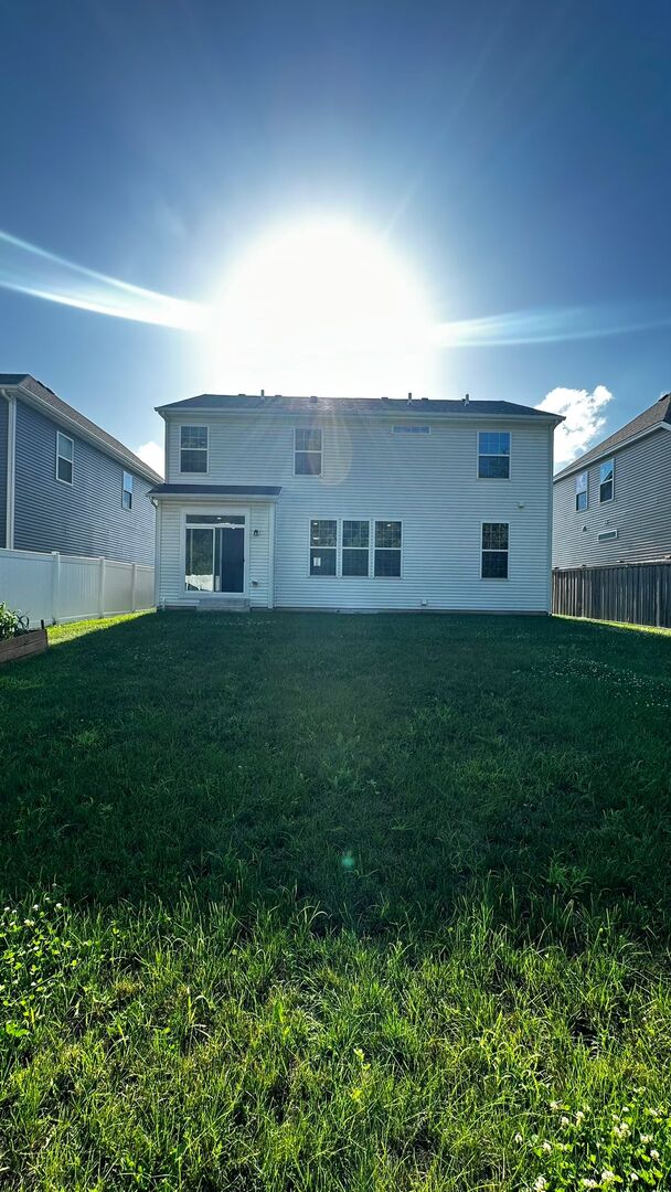 269 South Pointe Avenue, South Elgin, IL 60177