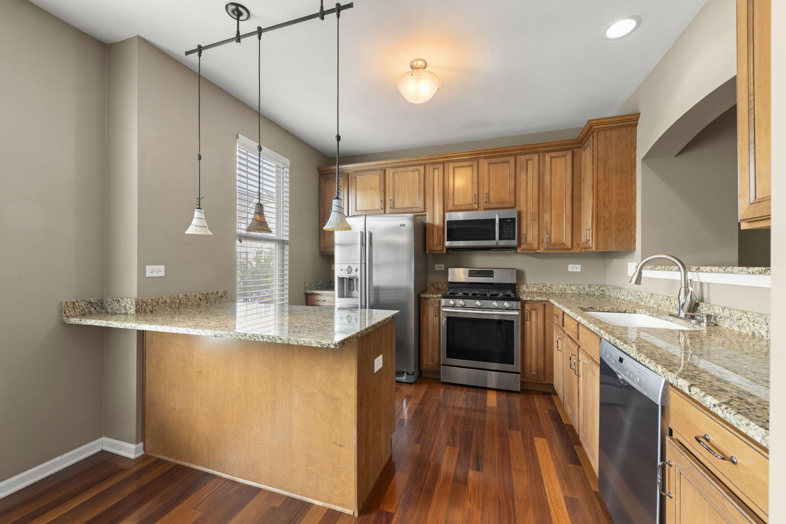 3427 Bradbury Circle, Aurora, IL 60504
