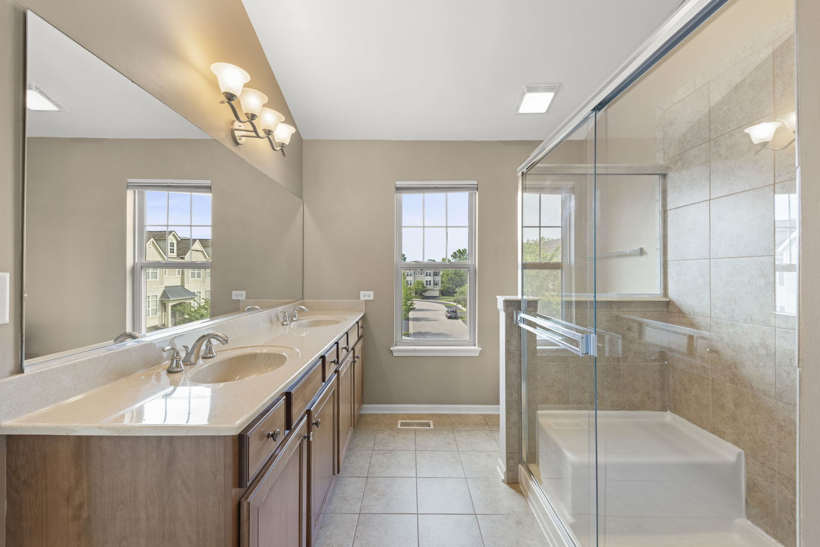 3427 Bradbury Circle, Aurora, IL 60504