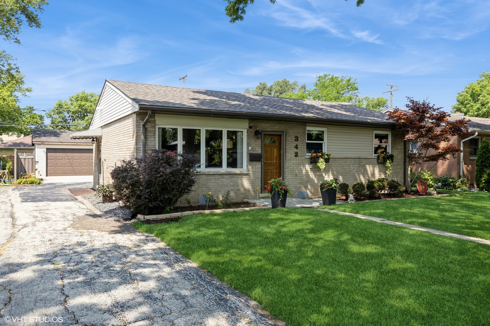 342 Newberry Avenue, La Grange Park, IL 60526