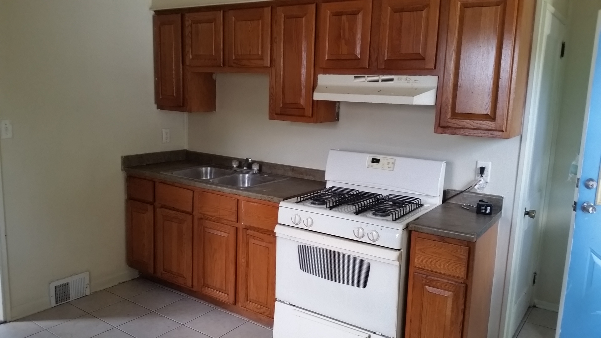 16 S William Street, Joliet, IL 60436