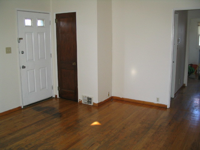 16 S William Street, Joliet, IL 60436