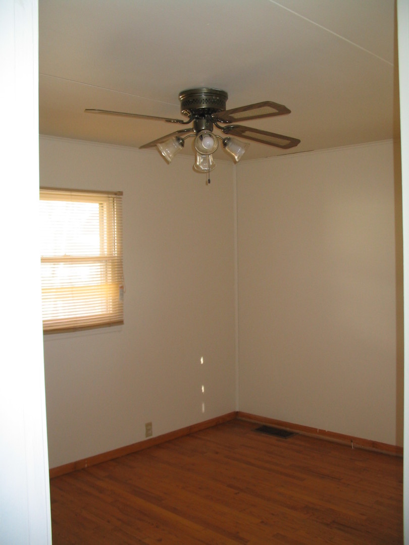 16 S William Street, Joliet, IL 60436
