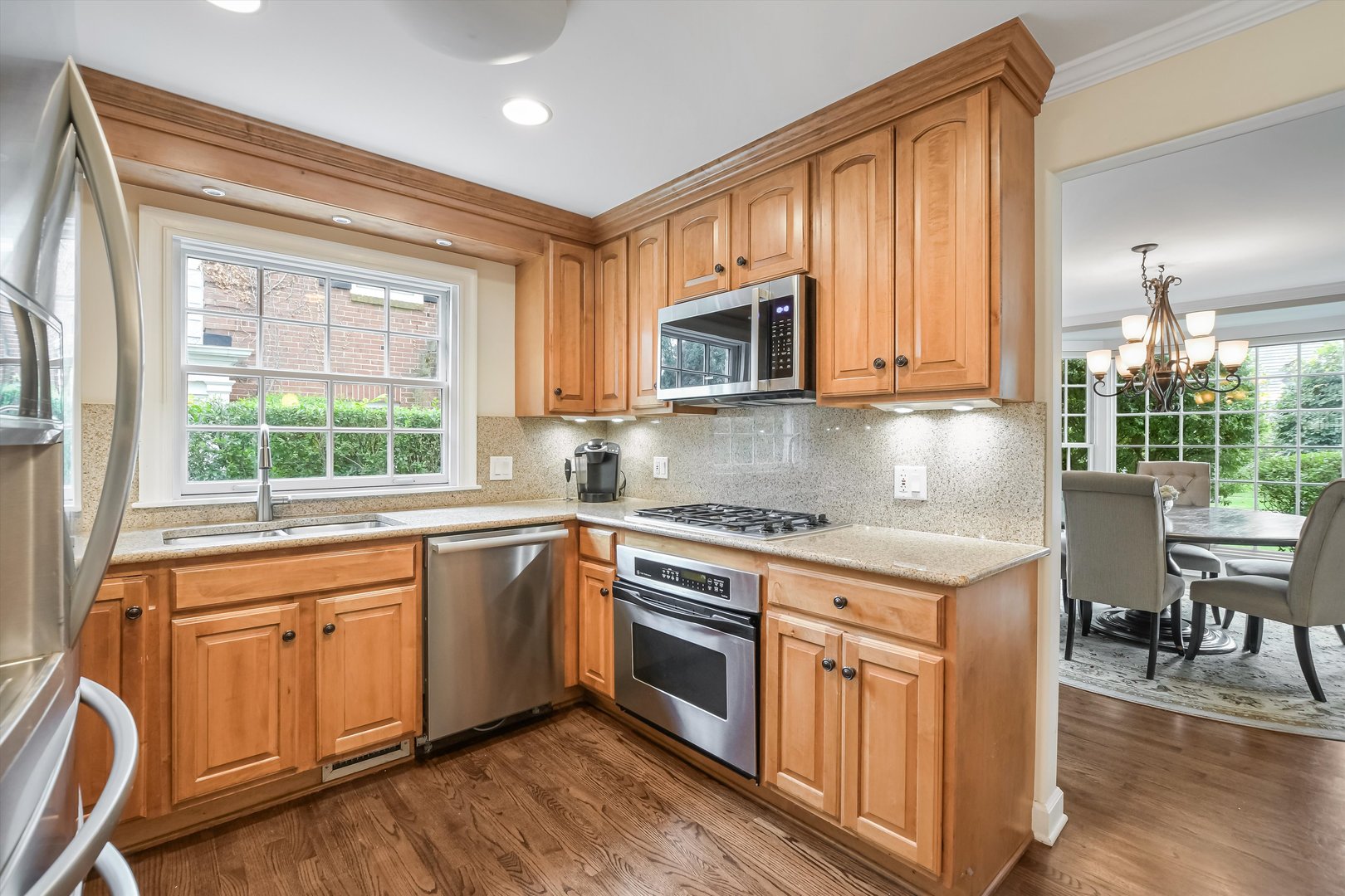 416 W Cuttriss Street, Park Ridge, IL 60068