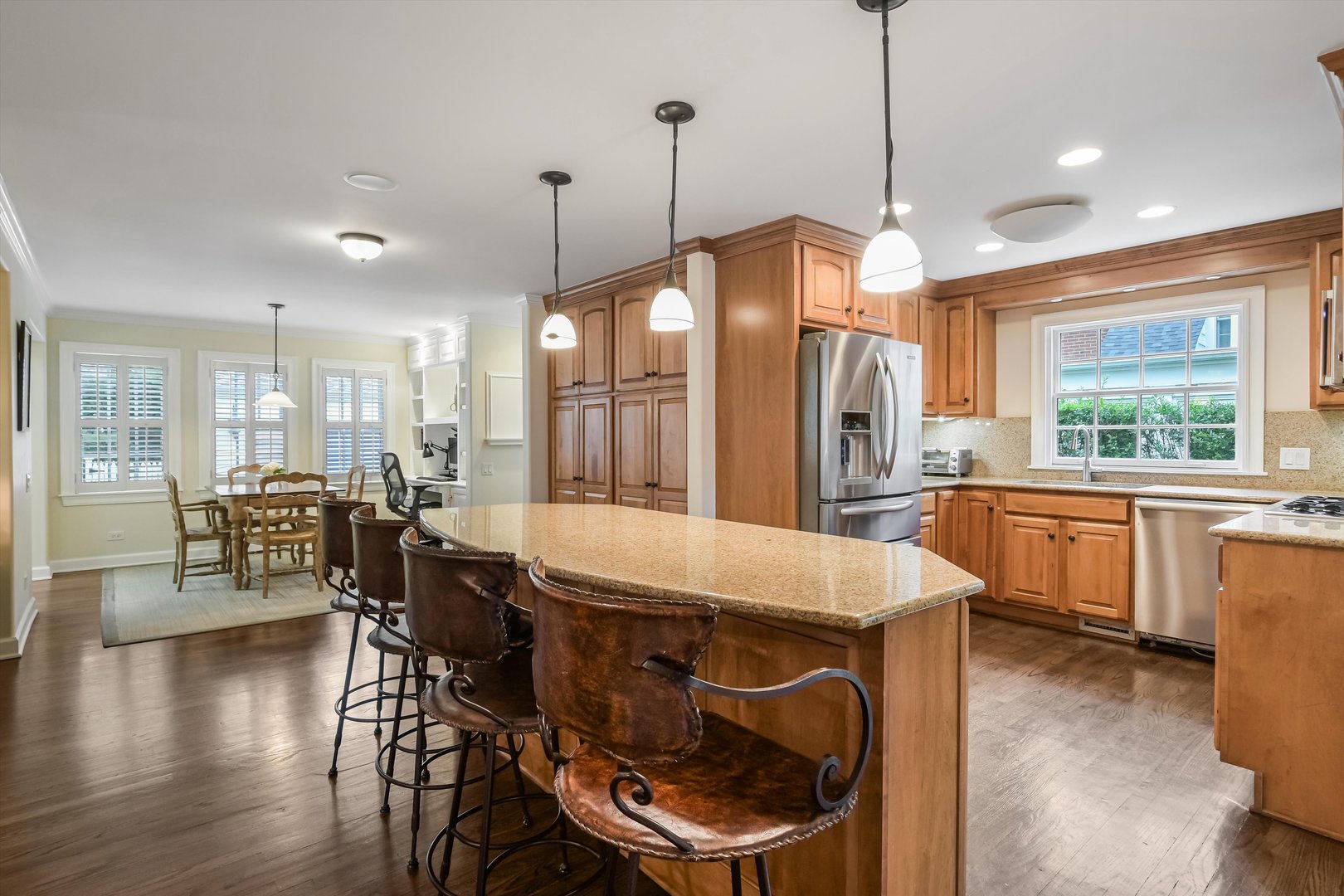 416 W Cuttriss Street, Park Ridge, IL 60068