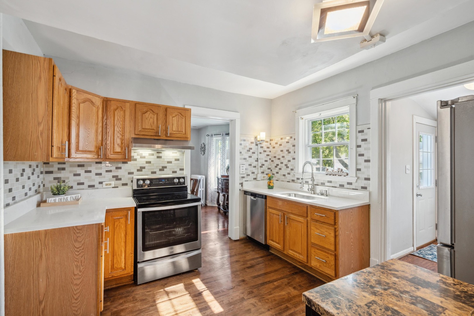 4152 Deyo Avenue, Brookfield, IL 60513