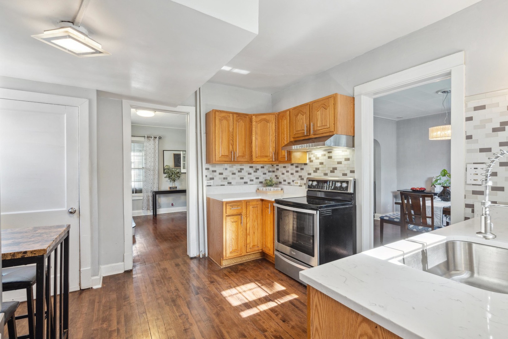4152 Deyo Avenue, Brookfield, IL 60513