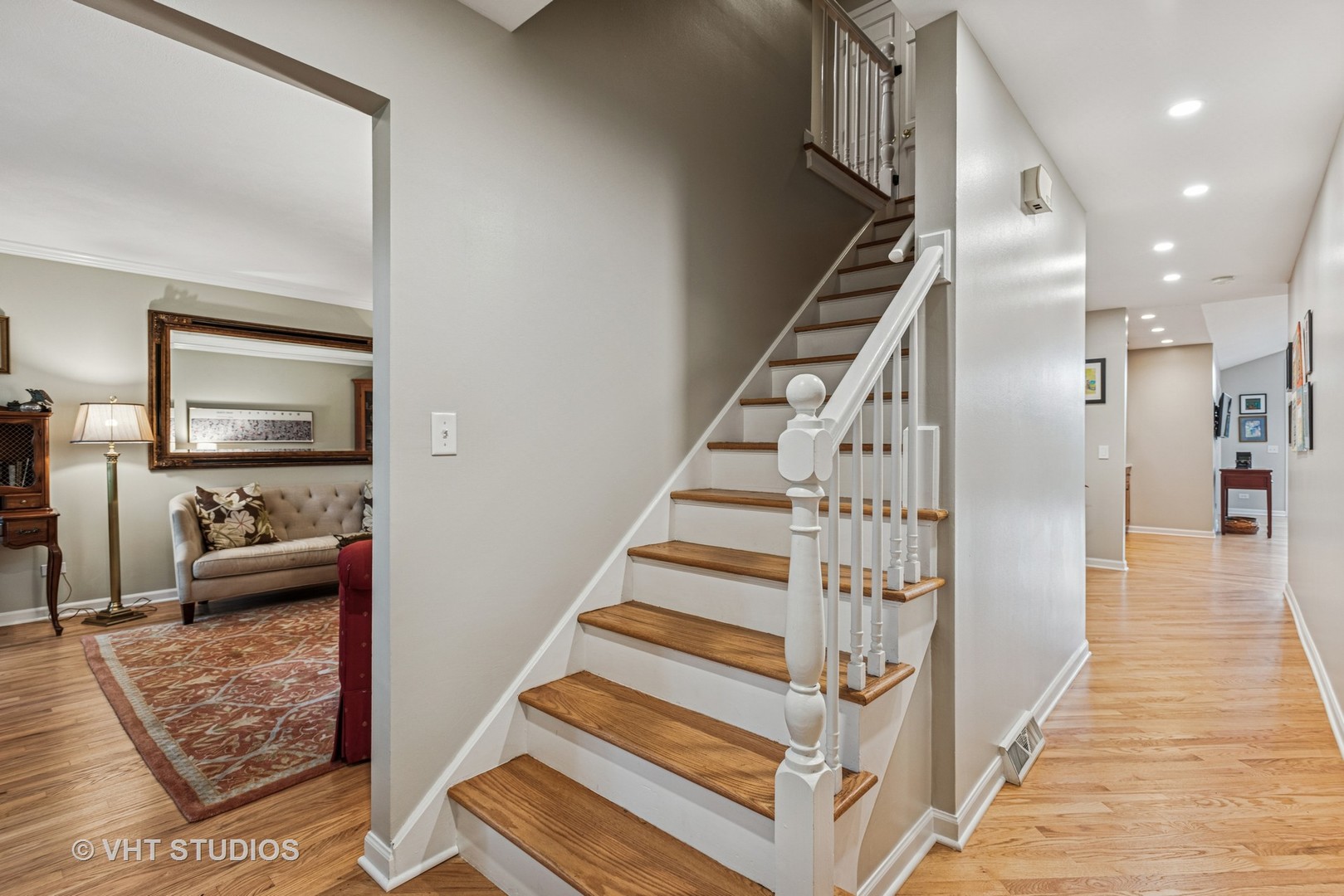 2S560 Seneca Drive, Wheaton, IL 60189