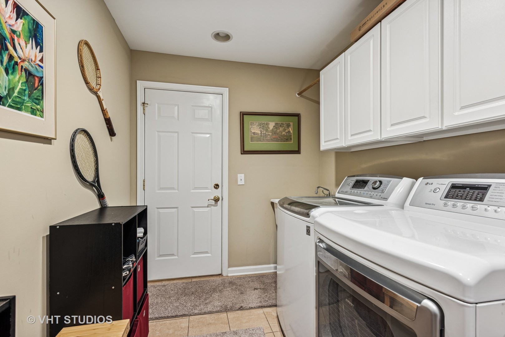 2S560 Seneca Drive, Wheaton, IL 60189