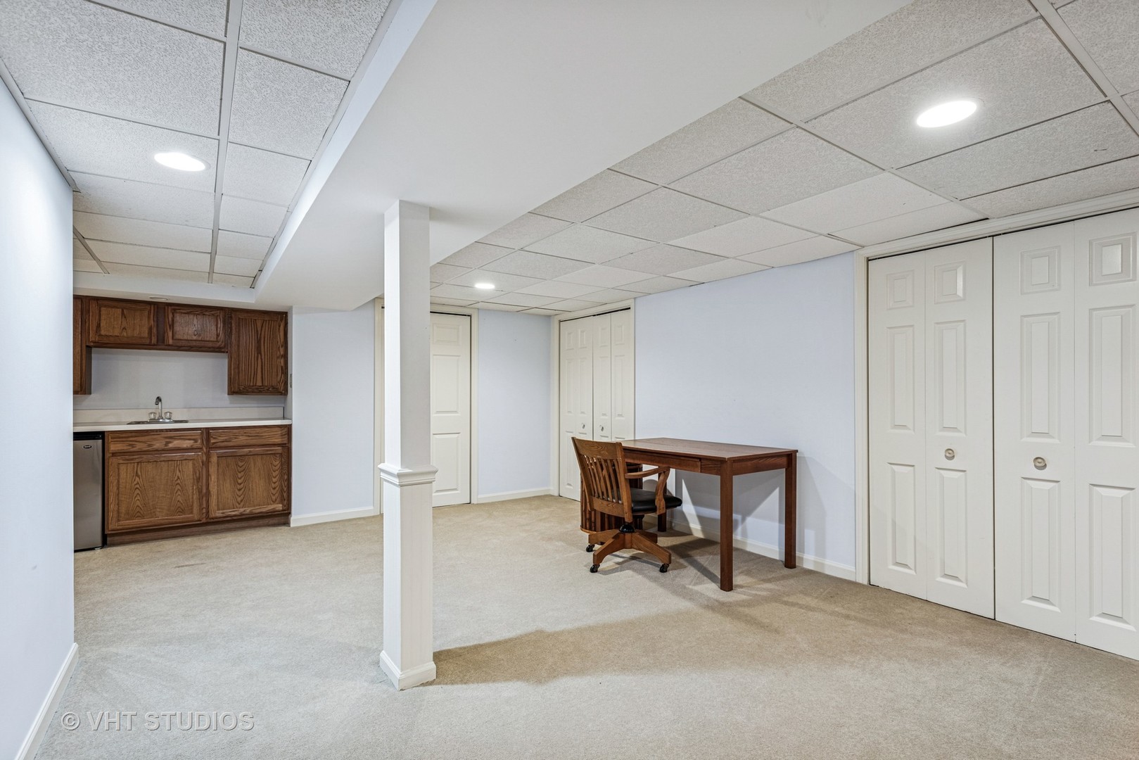 2S560 Seneca Drive, Wheaton, IL 60189
