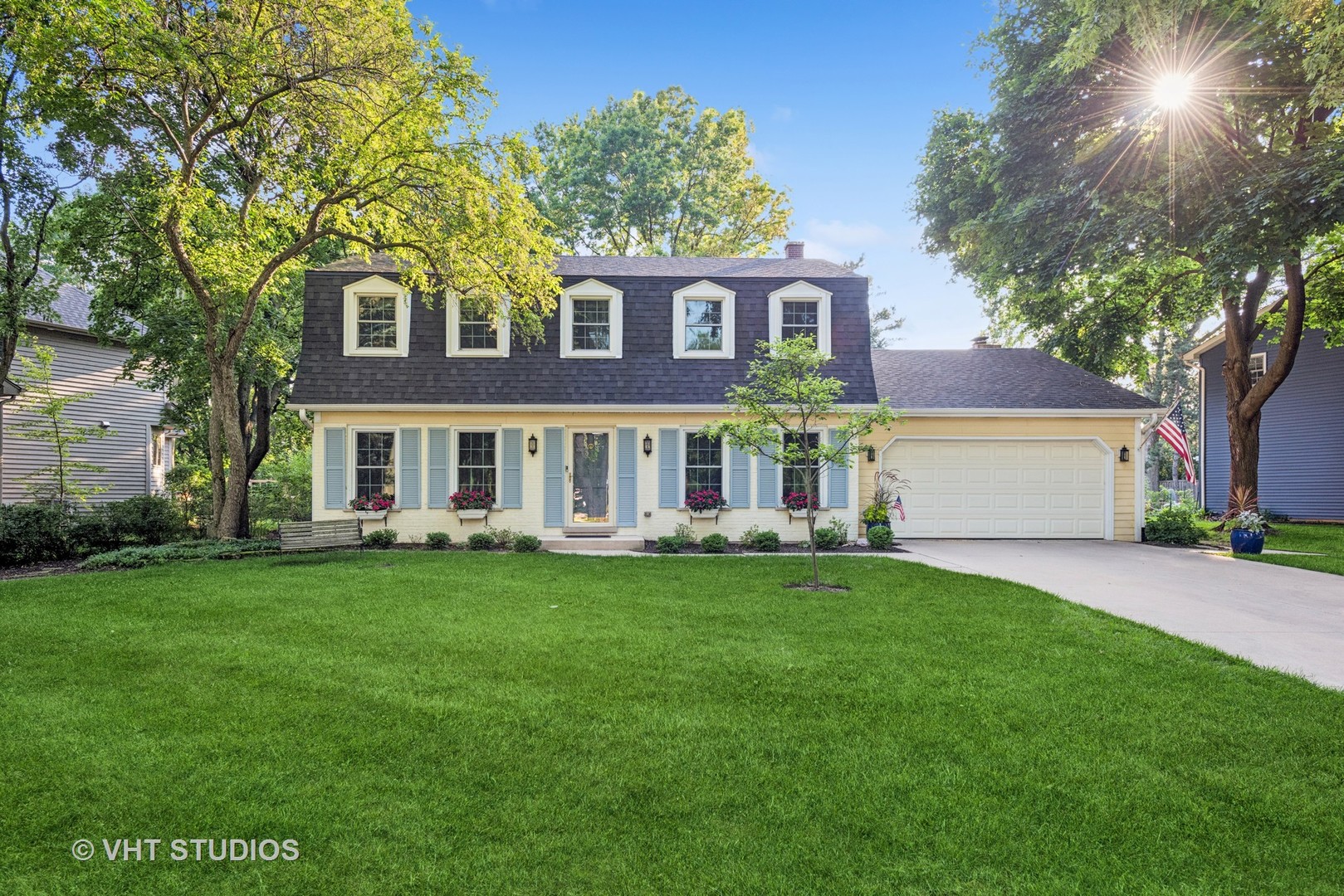 2S560 Seneca Drive, Wheaton, IL 60189