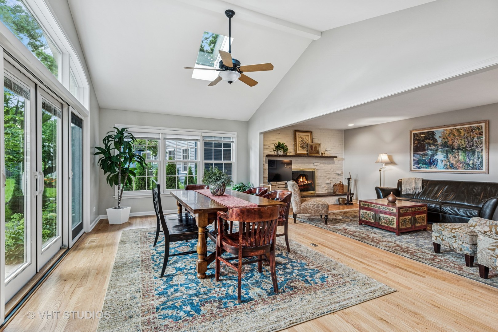 2S560 Seneca Drive, Wheaton, IL 60189