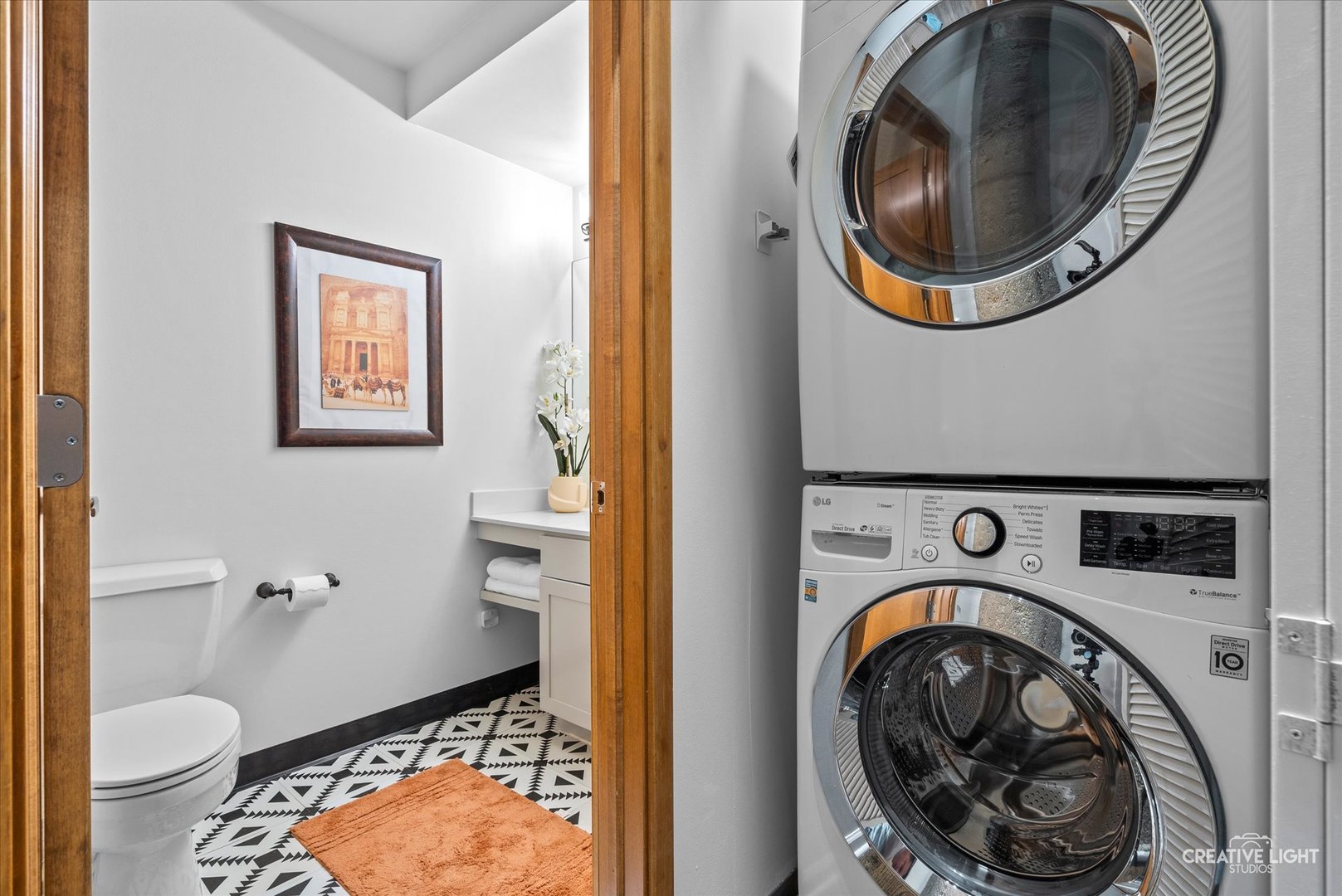 758 N Larrabee Street #409, Chicago, IL 60654