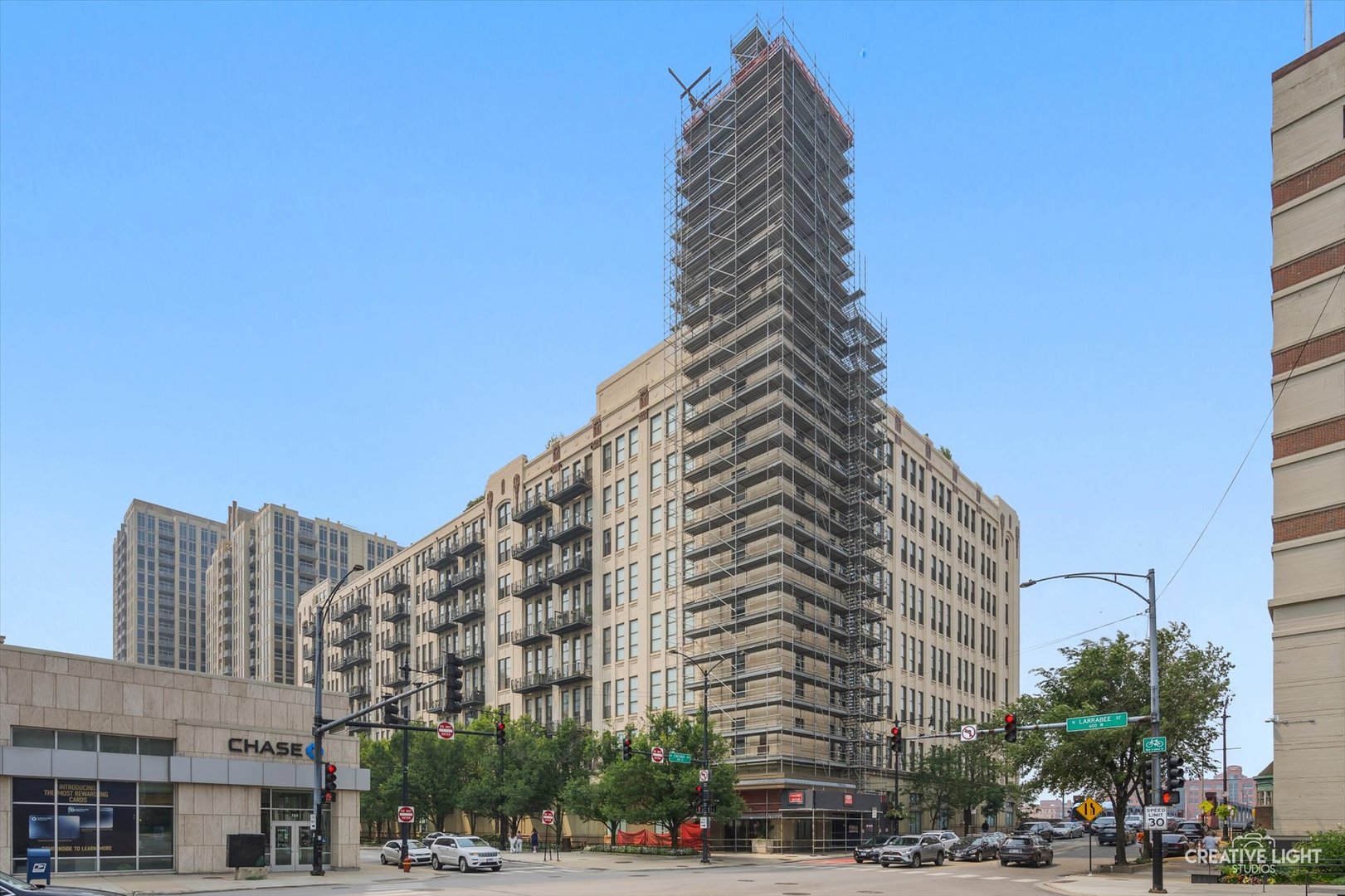 758 N Larrabee Street #409, Chicago, IL 60654