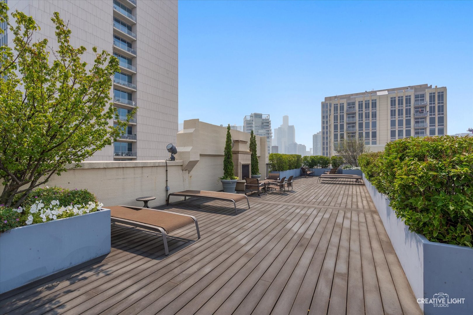758 N Larrabee Street #409, Chicago, IL 60654
