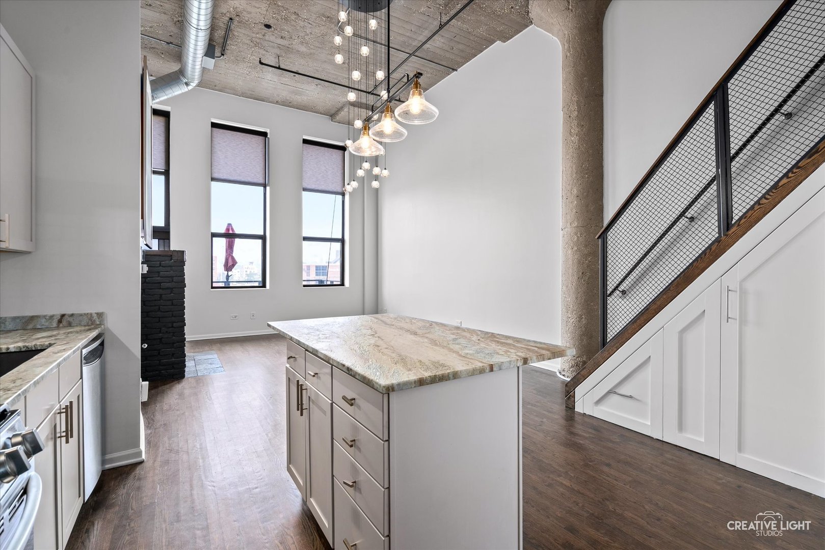 758 N Larrabee Street #409, Chicago, IL 60654