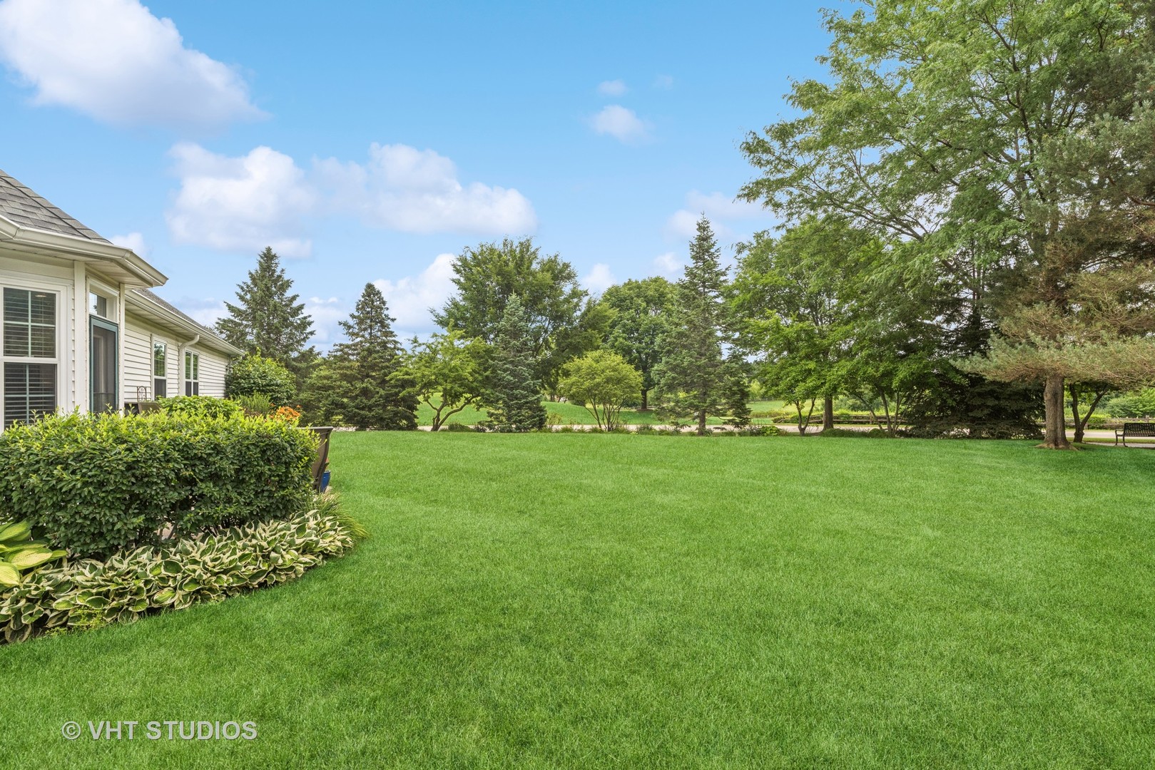 98 Enfield Lane, Grayslake, IL 60030