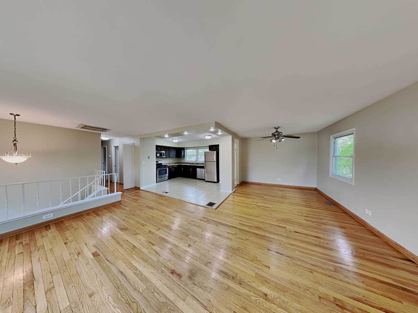 1035 Hassell Road, Hoffman Estates, IL 60169