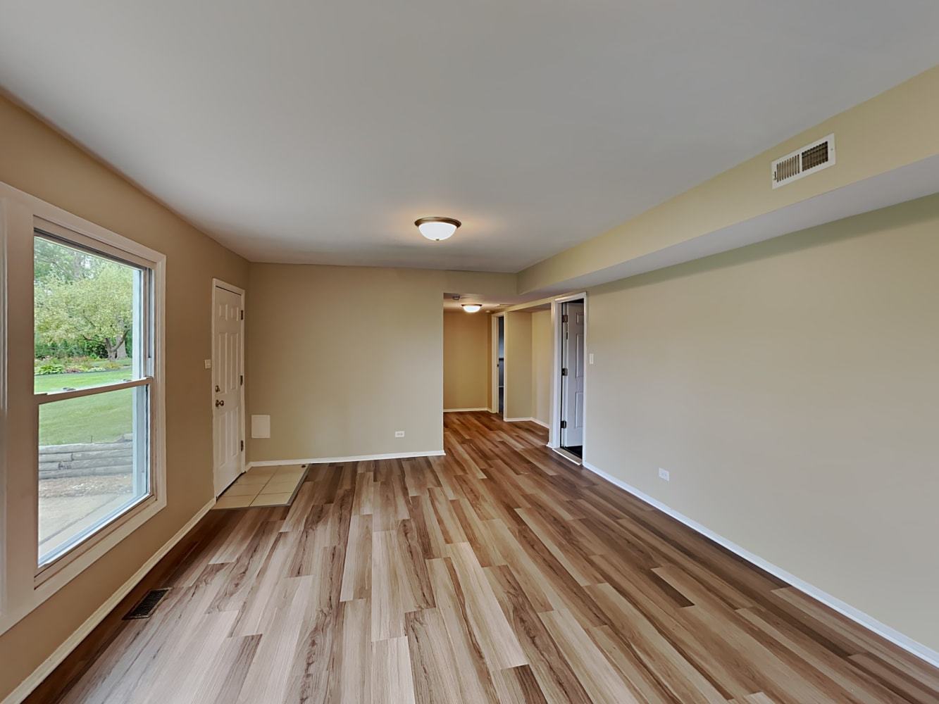 1035 Hassell Road, Hoffman Estates, IL 60169