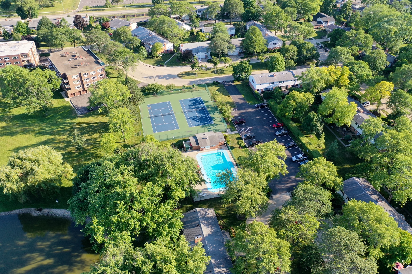 26 N Regency Drive, Arlington Heights, IL 60004