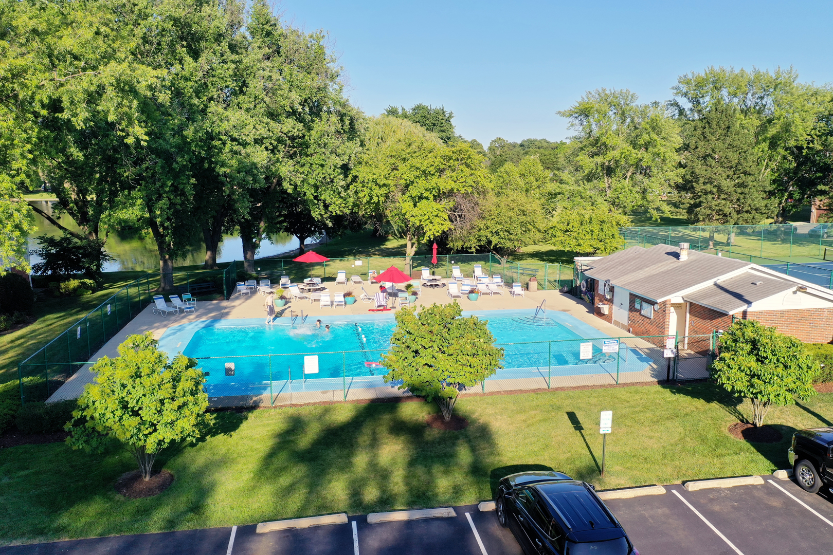 26 N Regency Drive, Arlington Heights, IL 60004