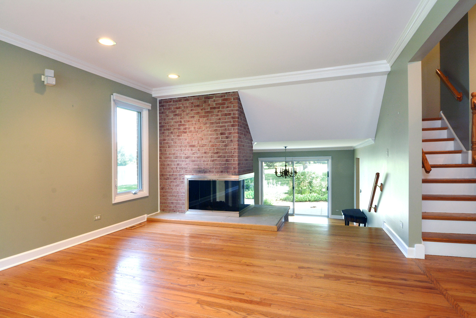 26 N Regency Drive, Arlington Heights, IL 60004