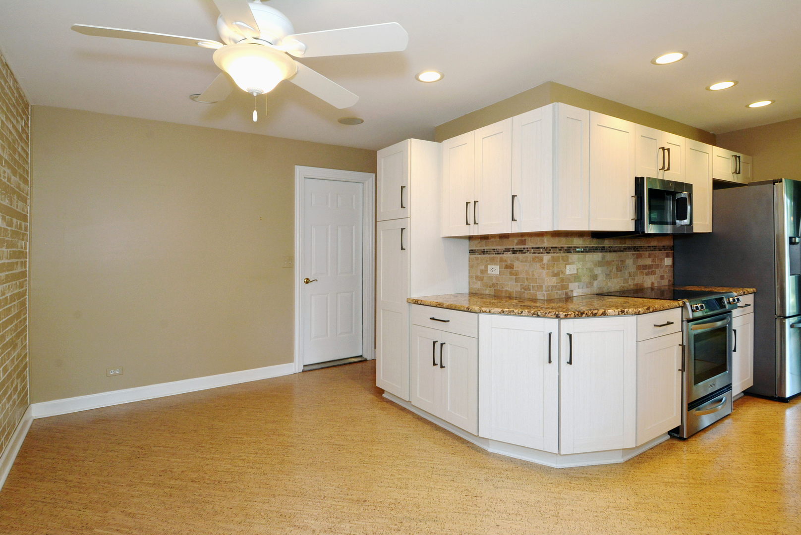 26 N Regency Drive, Arlington Heights, IL 60004