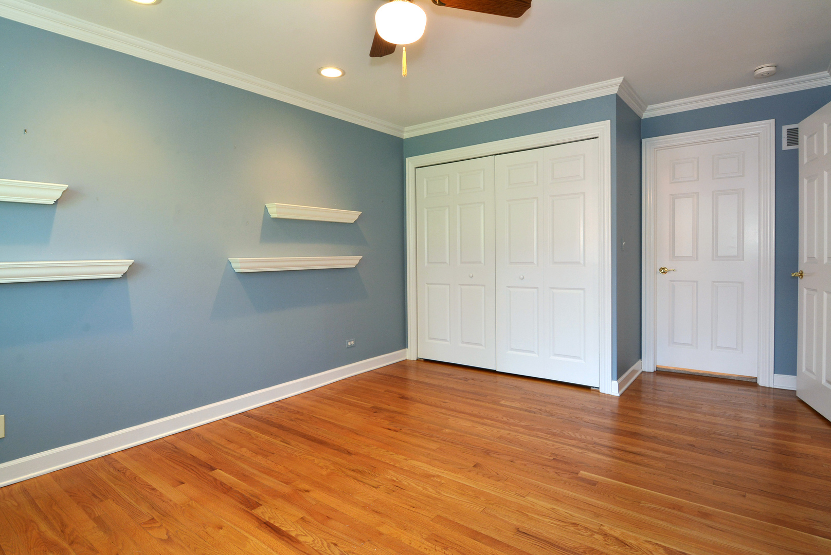 26 N Regency Drive, Arlington Heights, IL 60004
