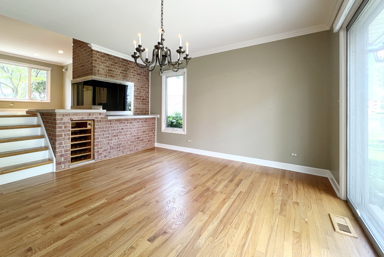 26 N Regency Drive, Arlington Heights, IL 60004